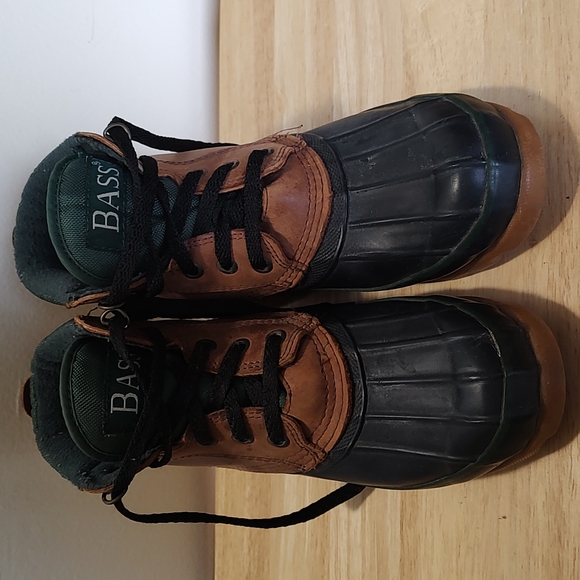 Bass Duck Shoes Size 6 Rain Boots Snow Hunter Green Lace Up - Picture 2 of 9